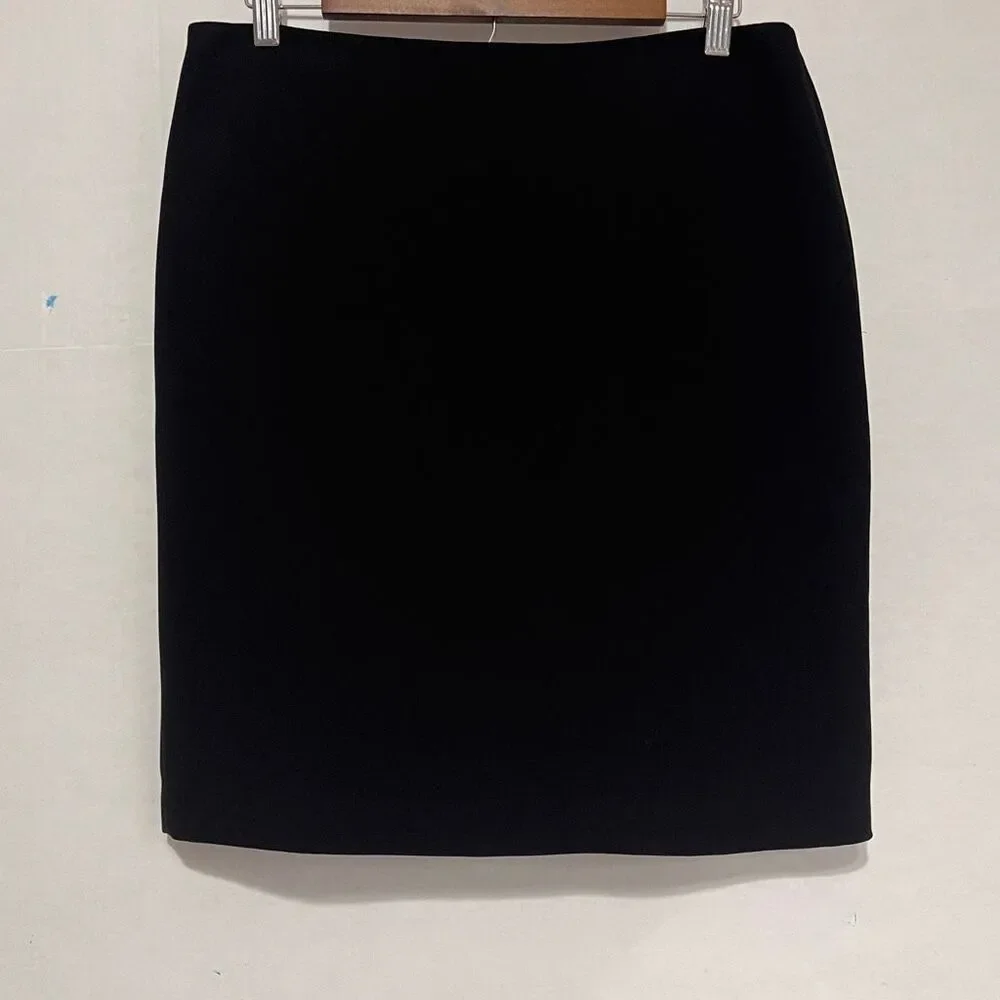Jones New York Platinum Petite Black Skirt   Size 10P   NWT